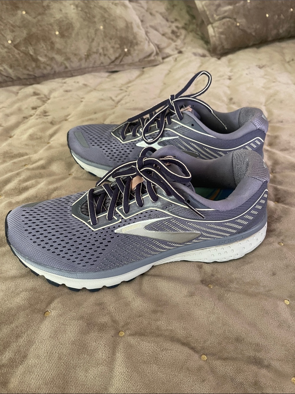 Brooks Ghost 12 Women's Running Shoes Size 8 (Medium) Gray